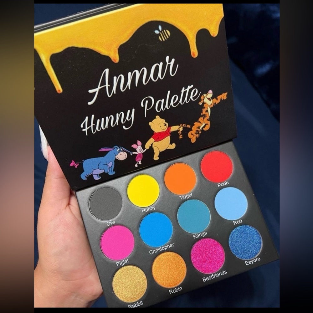 Winnie Pooh Eyeshadow Palette